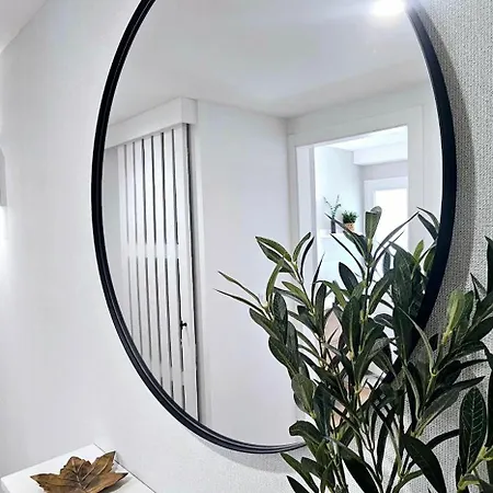 Апартаменты Charlot Center Iii